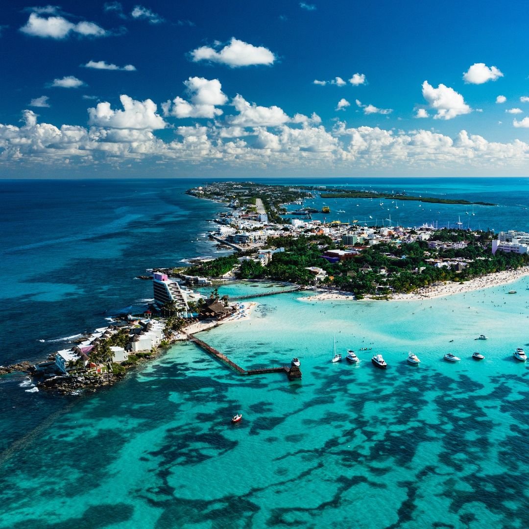 CATAMARÁN A ISLA MUJERES + SNORKELING - Experiencia de viaje en Cancún